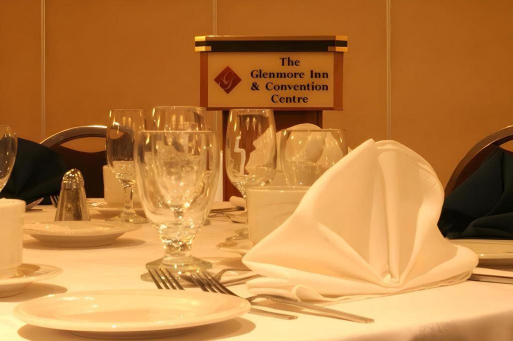 The Glenmore Inn & Convention Centre Κάλγκαρι Εξωτερικό φωτογραφία