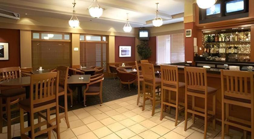 The Glenmore Inn & Convention Centre Κάλγκαρι Εξωτερικό φωτογραφία